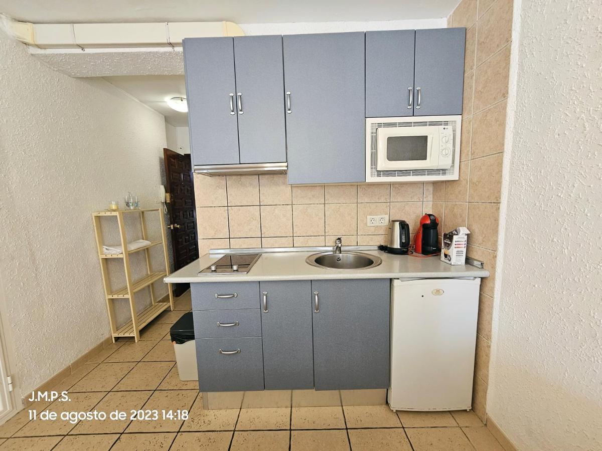 Estudio Acogedor Y Tranquilo En Zona Estupenda Фуeнхирола Екстериор снимка